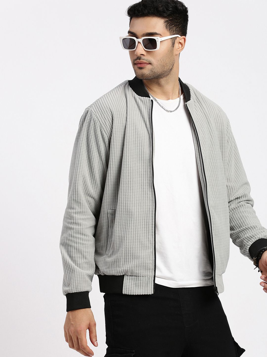 SHOWOFFFF Men Acrylic Lightweight Bomber Jacket