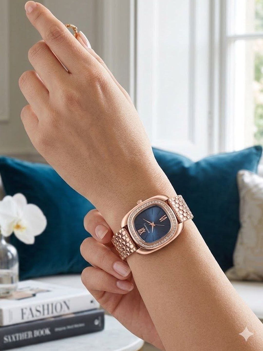 DressBerry Women Dial & Straps Watch DB-SG25-4D
