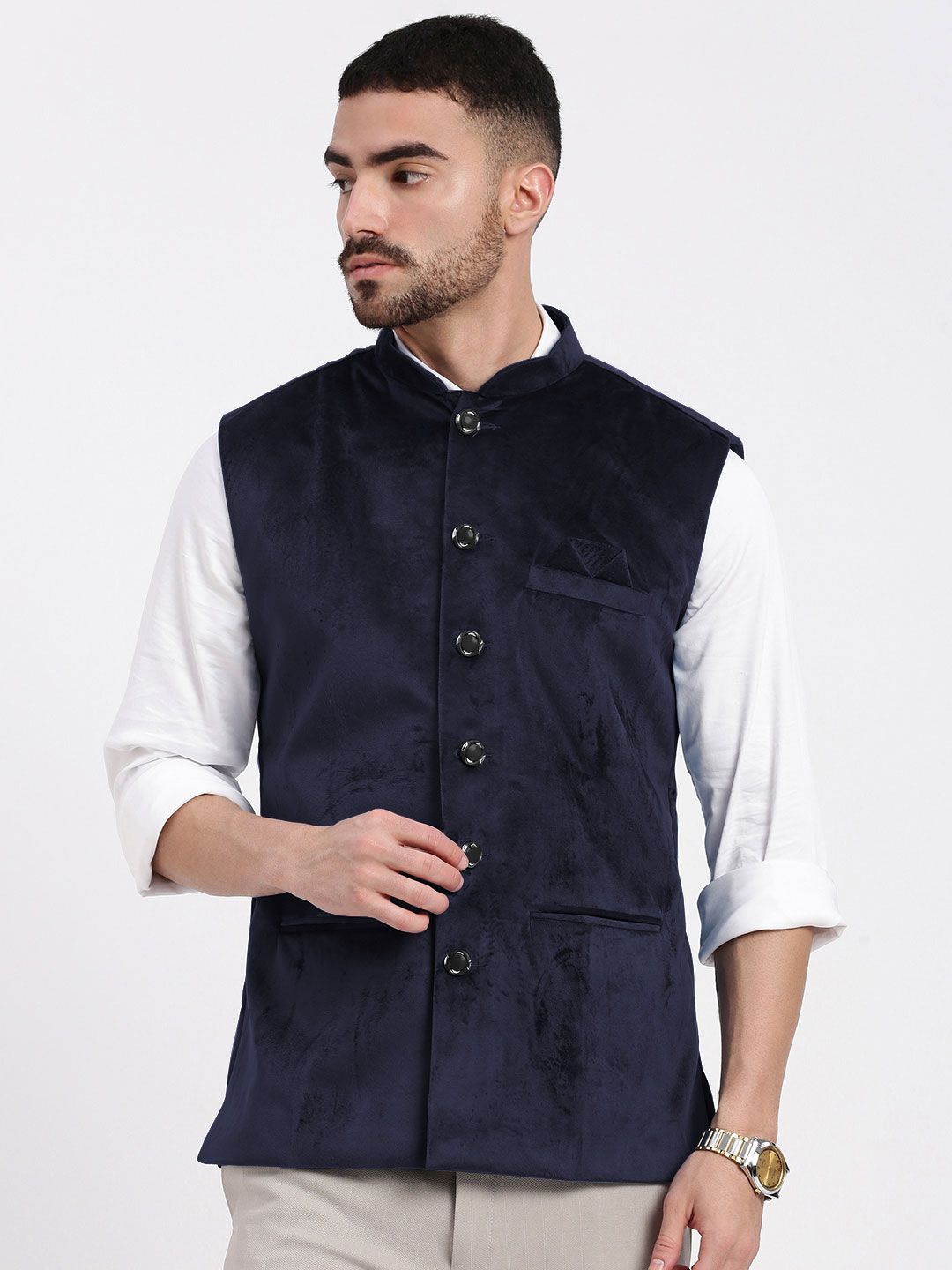 SHOWOFFFF Mandarin Collar Slim-Fit Nehru Jacket