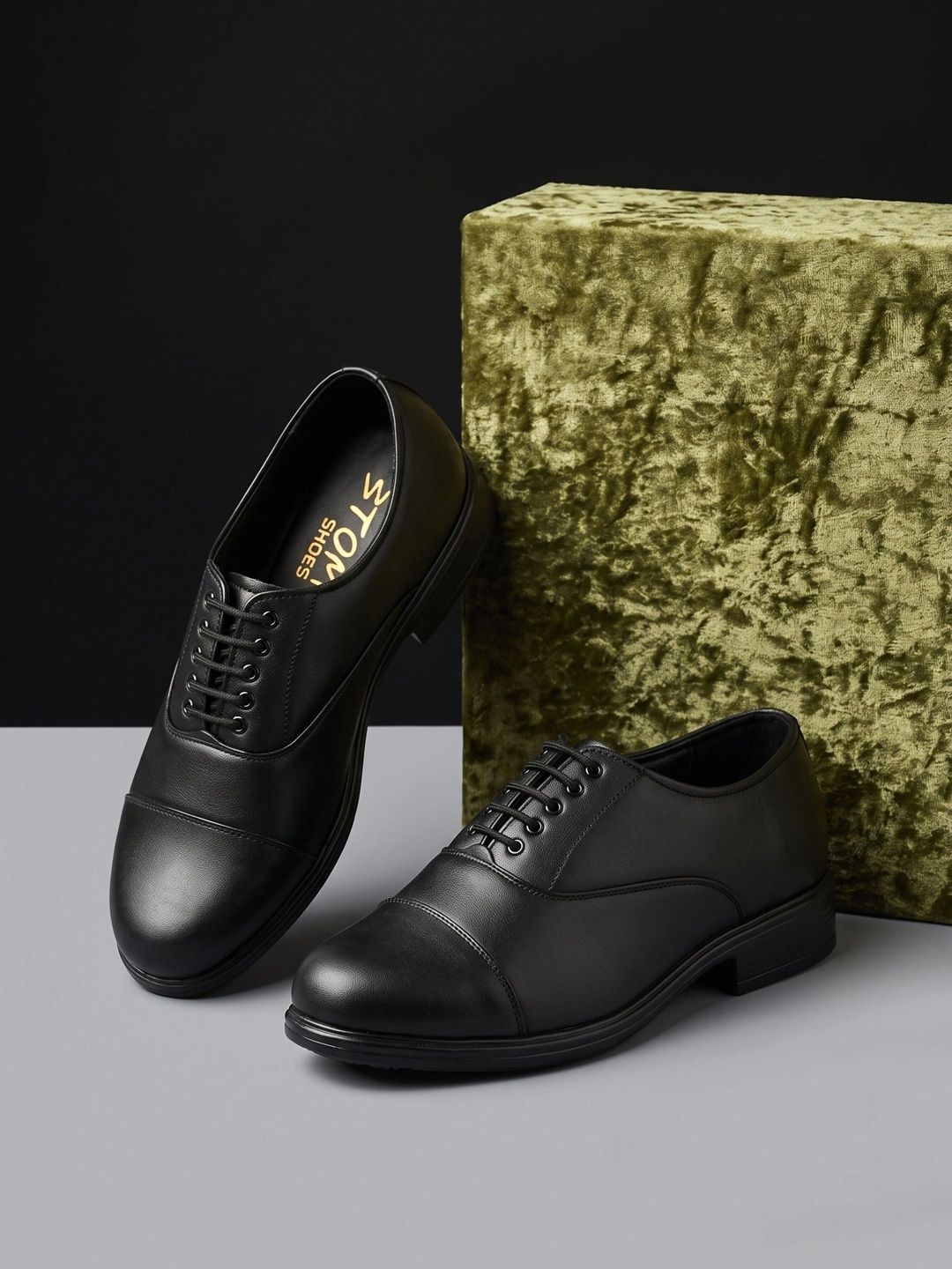 BTOM Men Round-Toe Formal Oxfords