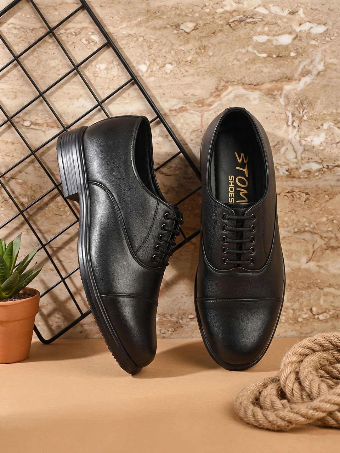 BTOM Men Round-Toe Formal Oxfords