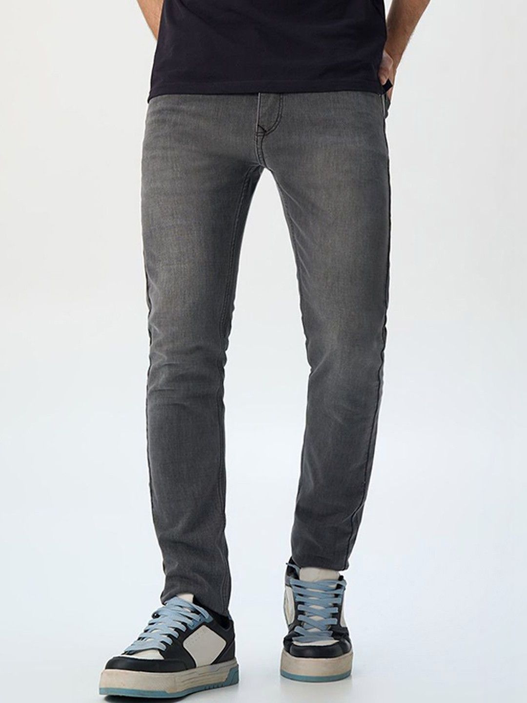 Minus One Men Original Mid-Rise Skinny Fit Light Fade Stretchable Jeans