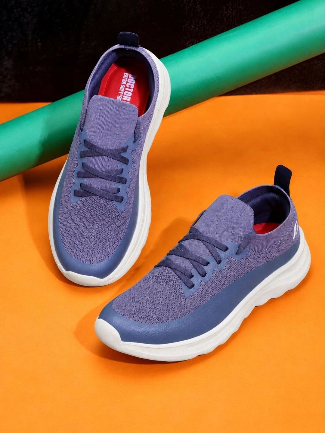 DOCTOR EXTRA SOFT Men Running Non-Marking Sports Shoes