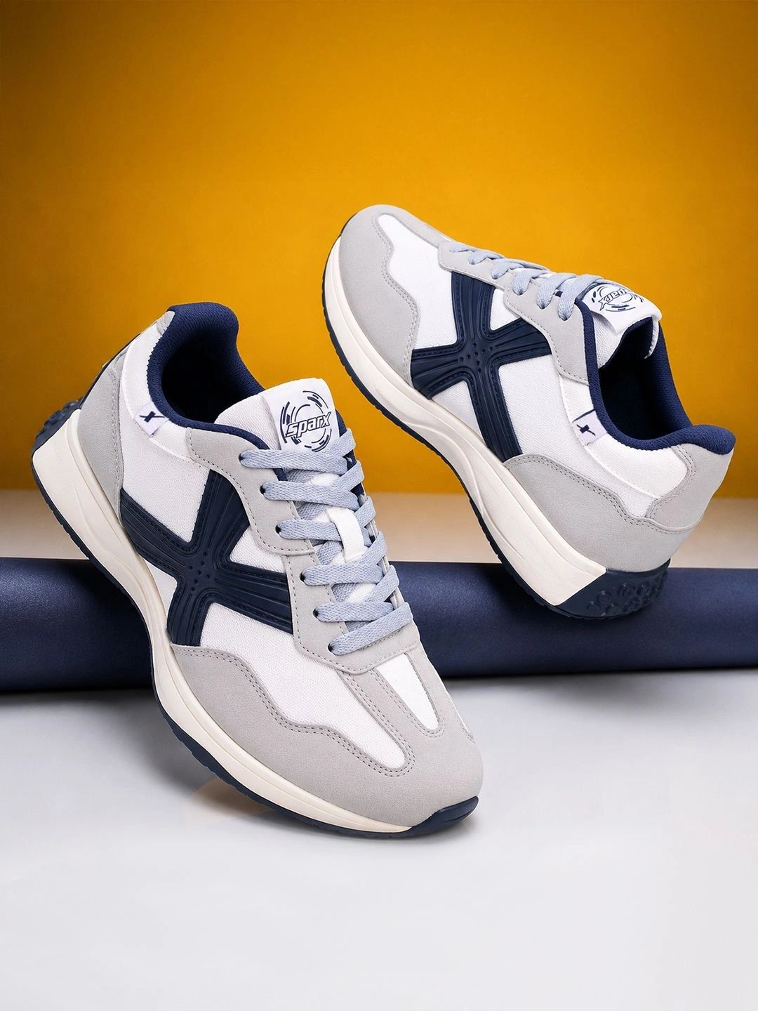 Sparx Men Training or Gym Non-Marking Lace-Ups Sports Shoes