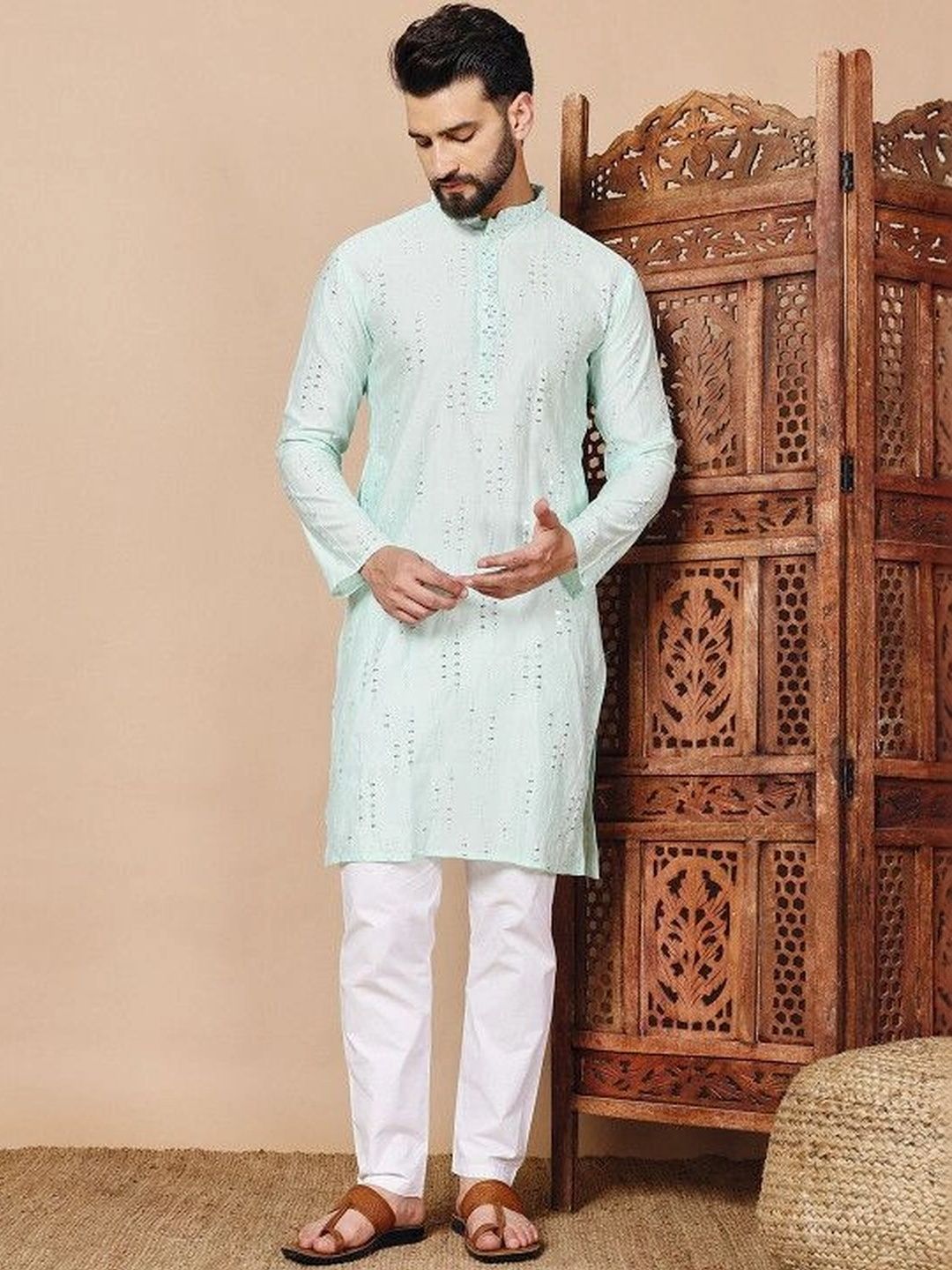 Kaashi Couture Men Embellished Mirror Work Kurta
