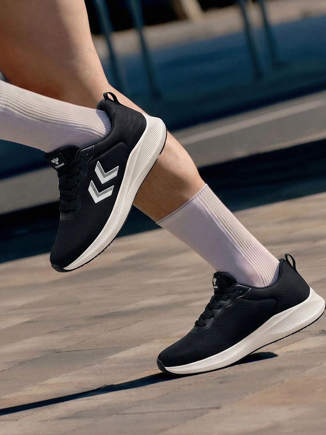 hummel Men Mesh Training or Gym Non-Marking Shoes