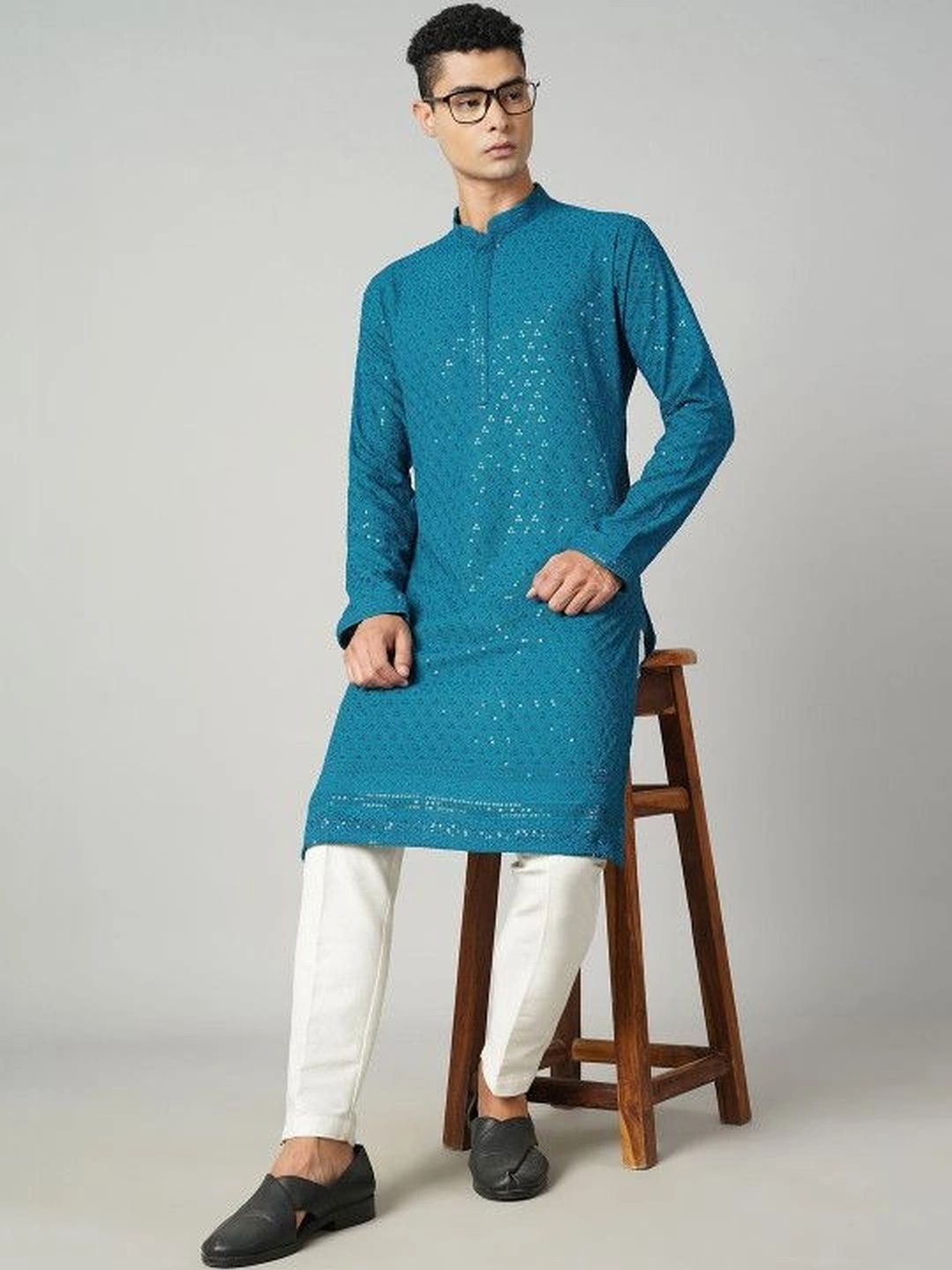 Kaashi Couture Men Embellished Thread Work Kurta