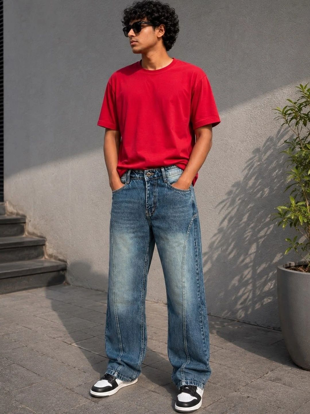 Tini Huggs Men Mid-Rise Low Distress Jeans