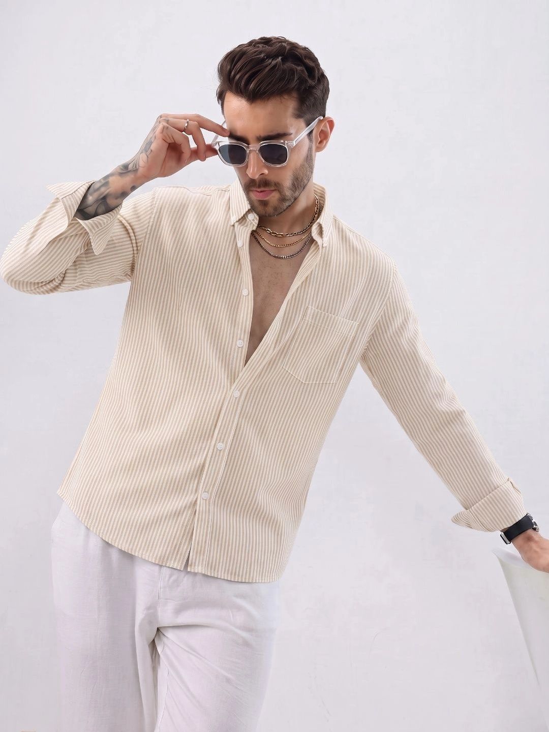 HENSHIKA Men Standard Slim Fit Striped Casual Shirt