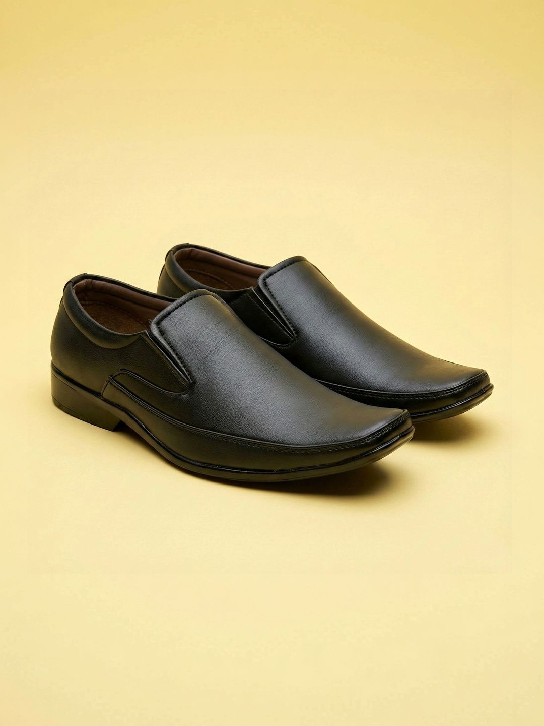 Vitoria Men Pointed Toe Slip-On Formal Shoes With Cap