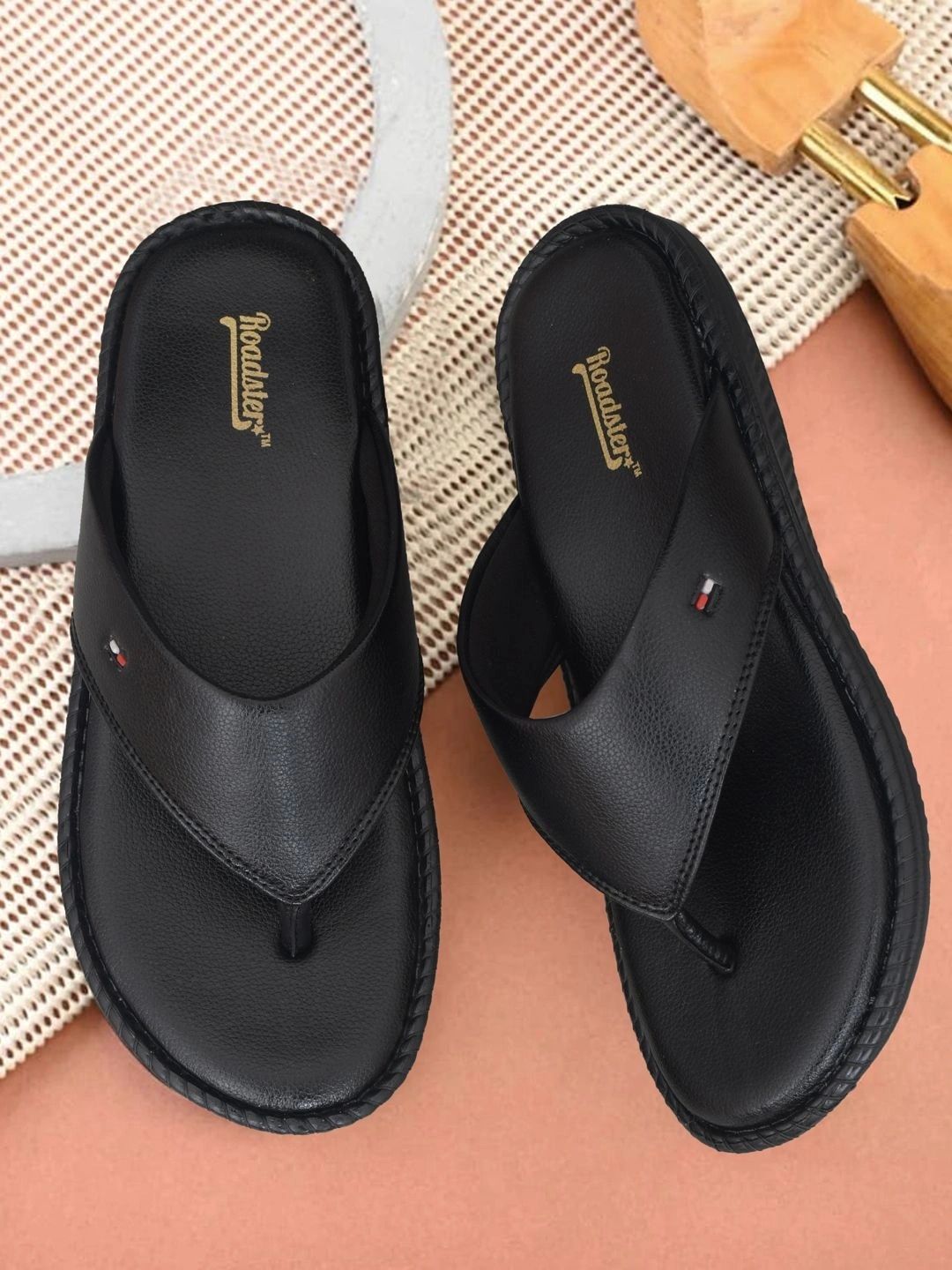 Roadster Men Thong Flip-Flops