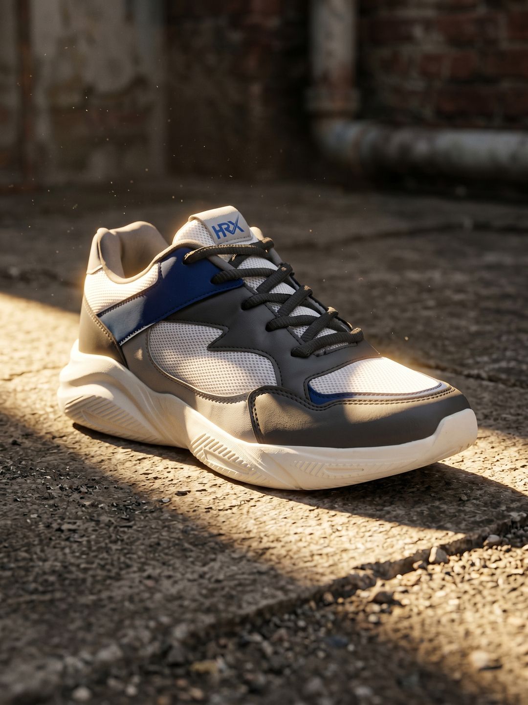 HRX by Hrithik Roshan Men White And Grey Memory Foam Non-Marking Running Shoes