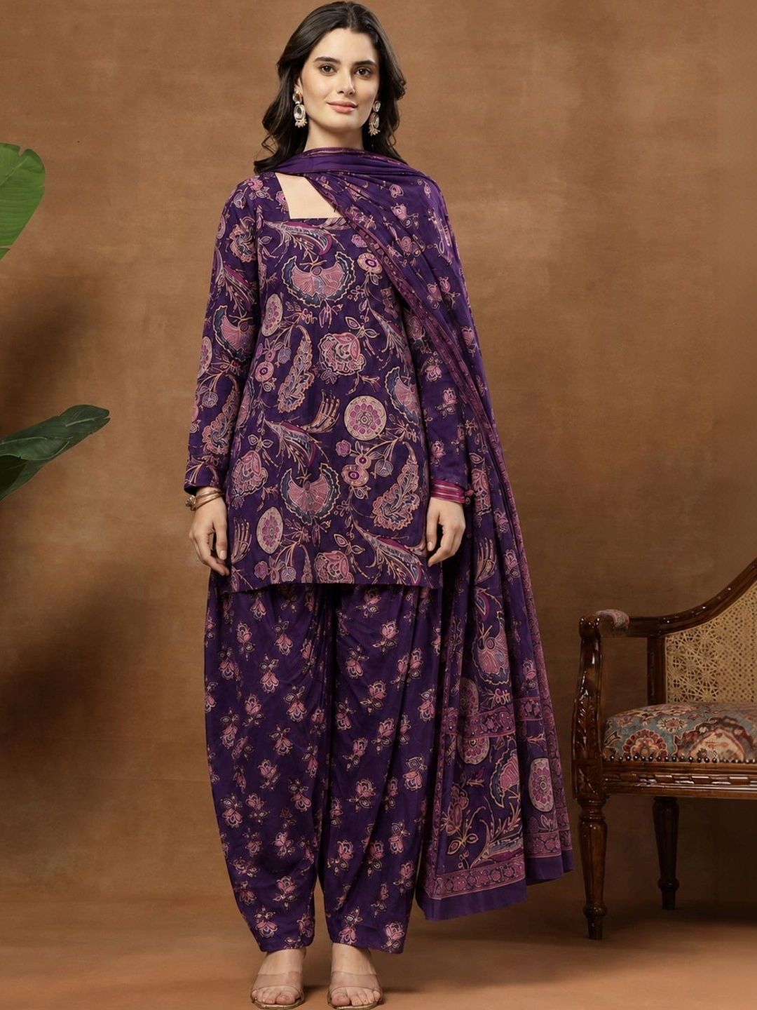 Sangria Women Ethnic Motifs Printed Regular Kurta with Patiala & With Dupatta