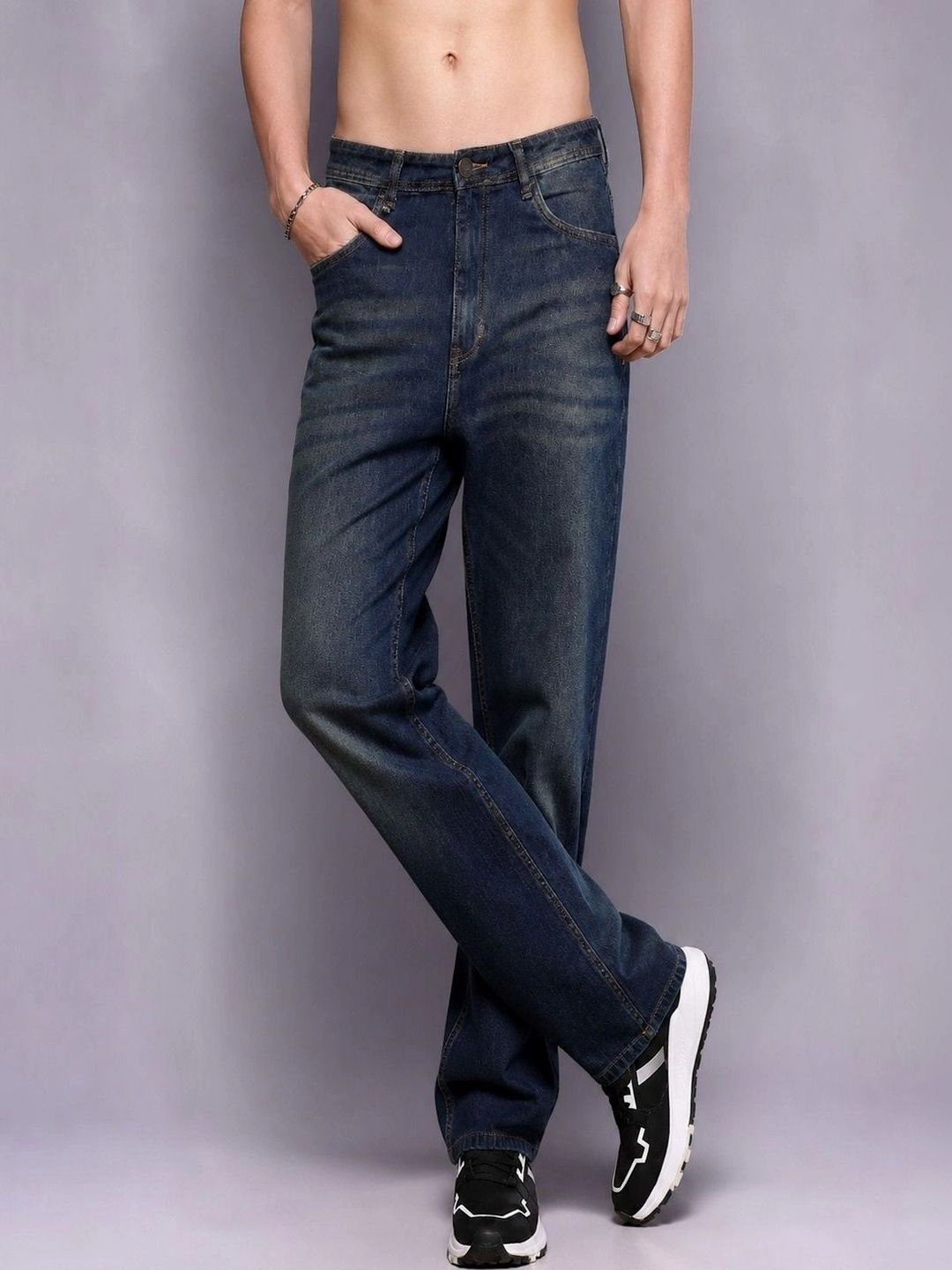 Roadster Men Jean Straight Fit Mid-Rise Low Distress Stretchable Jeans
