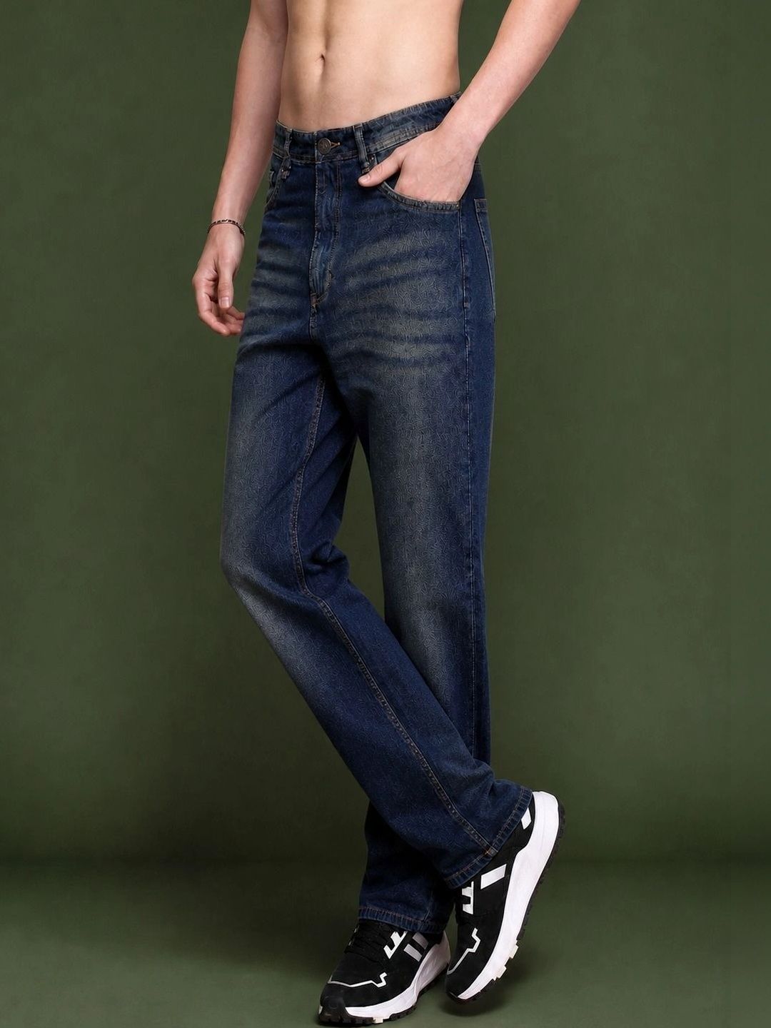 Roadster Men Jean Straight Fit Mid-Rise Low Distress Stretchable Jeans