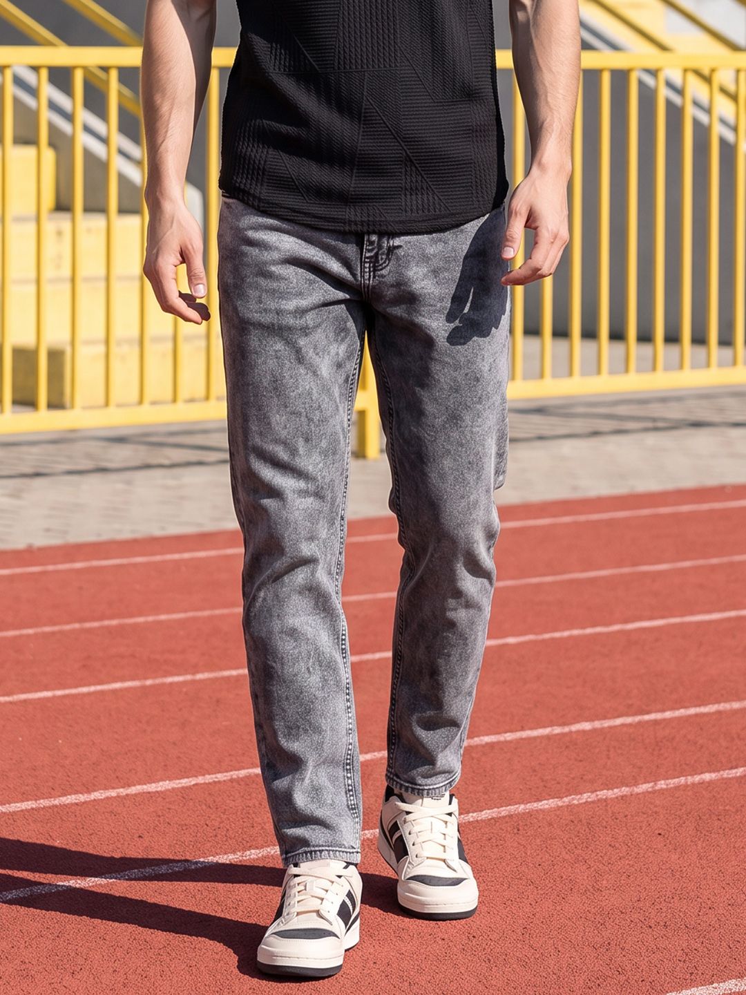 Aeropostale Men Tapered Fit Heavy Fade Jeans