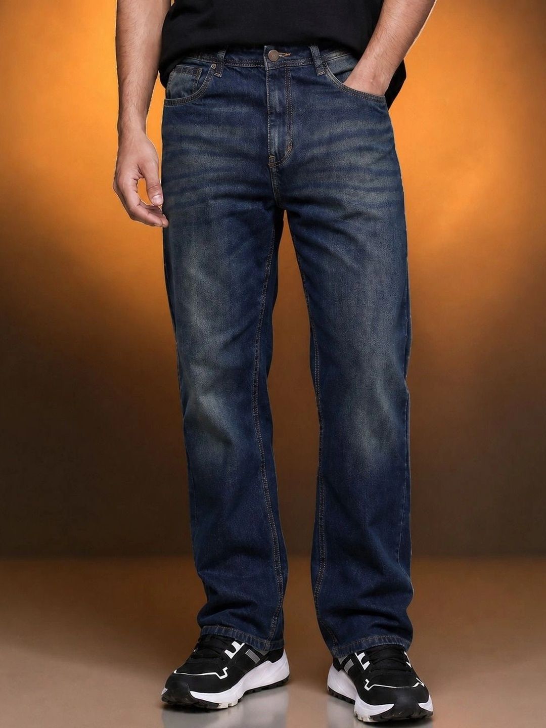 Roadster Men Jean Straight Fit Mid-Rise Low Distress Stretchable Jeans