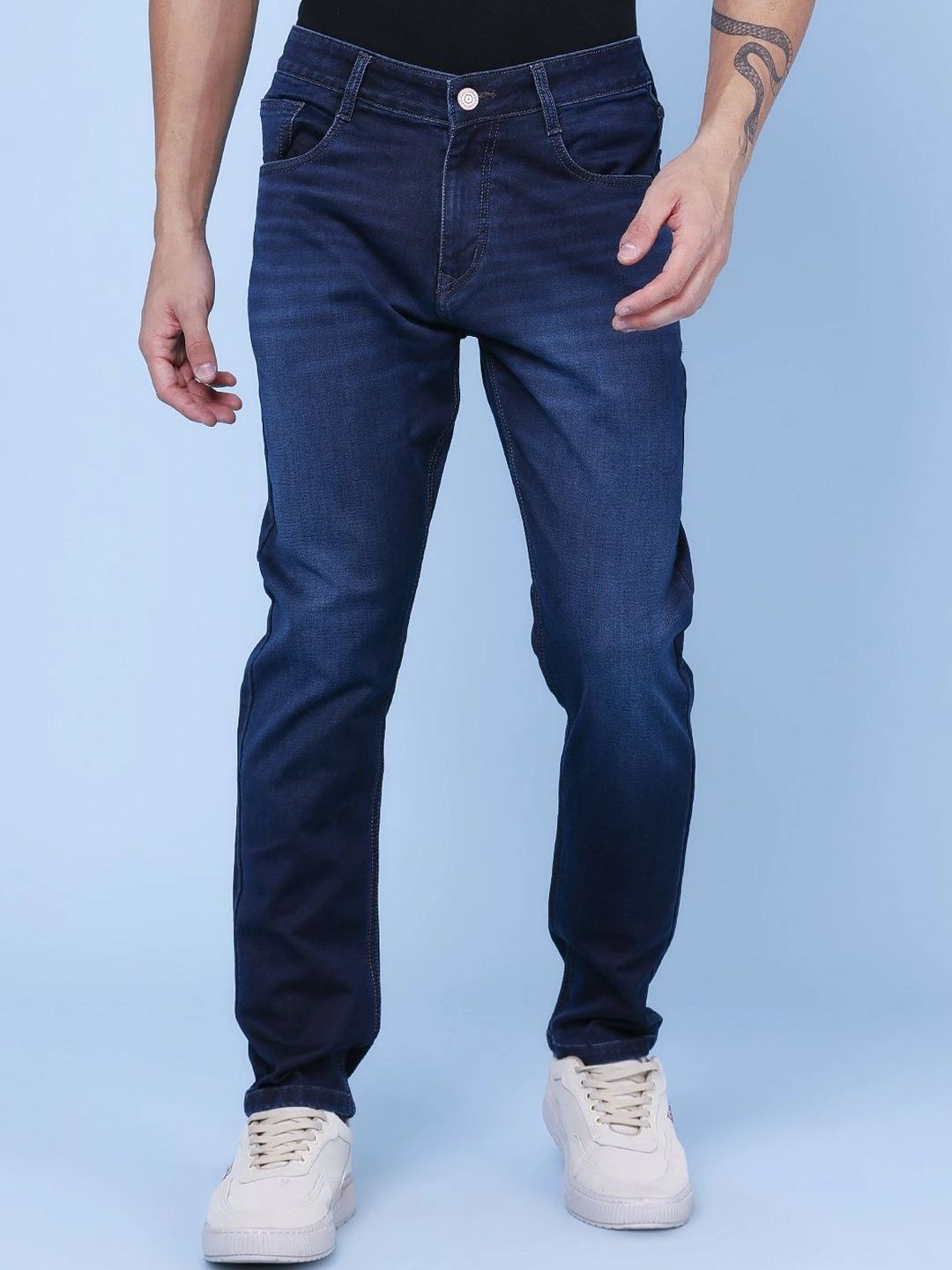V-Mart Men Solid Regular Fit Mid-Rise Jeans