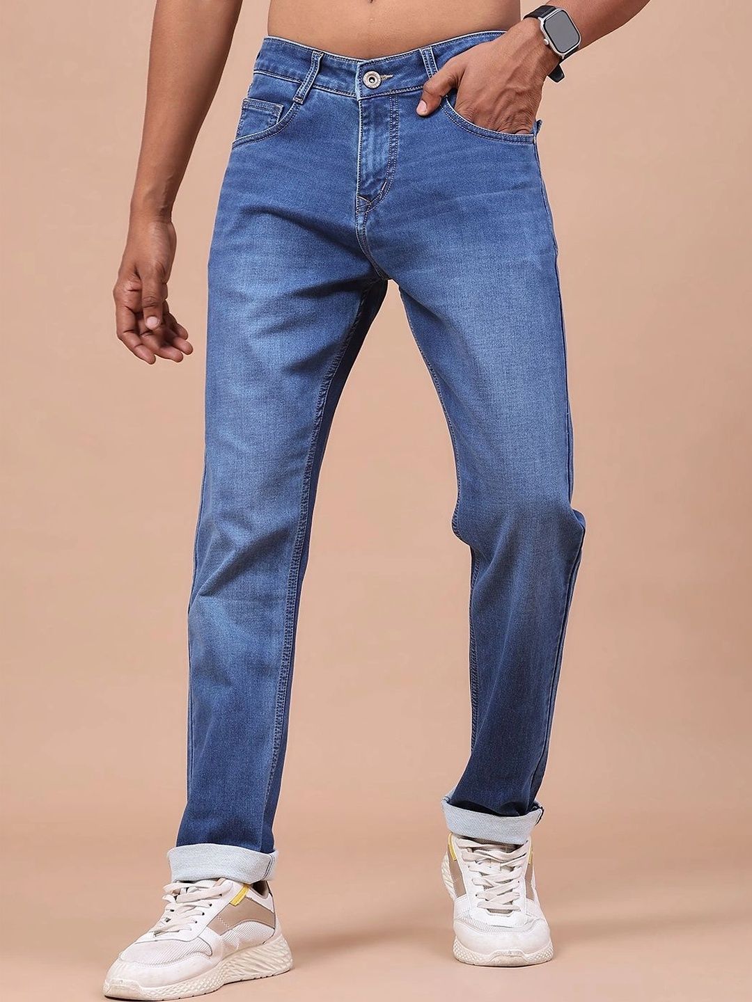 V-Mart Men Solid Regular Fit Mid-Rise Low Distress Jeans