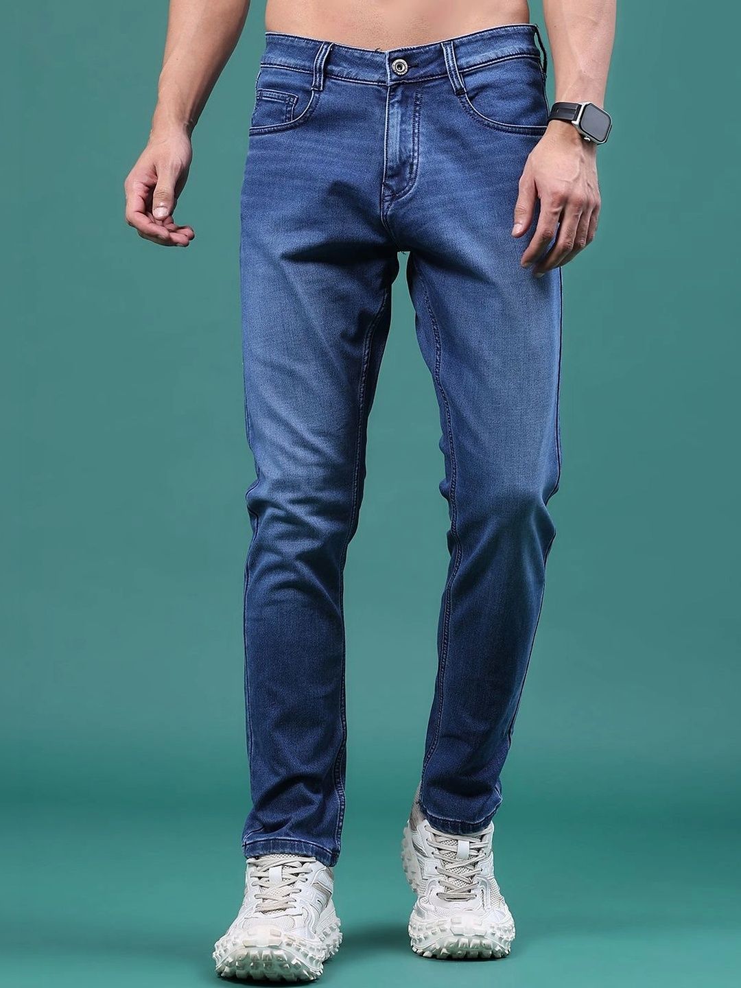 V-Mart Men Regular Fit Mid-Rise Low Distress Jeans