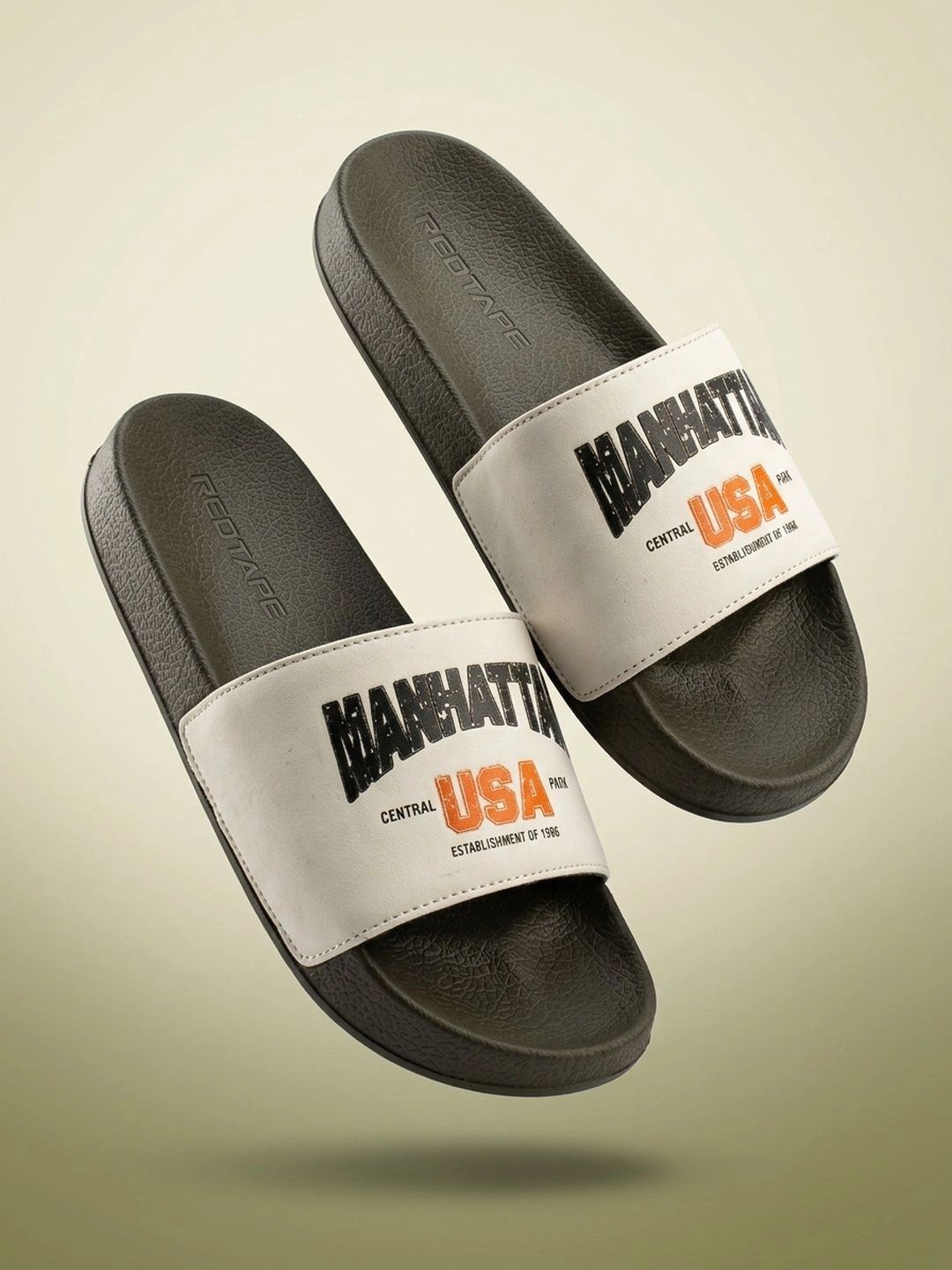 Red Tape Men Printed Sliders