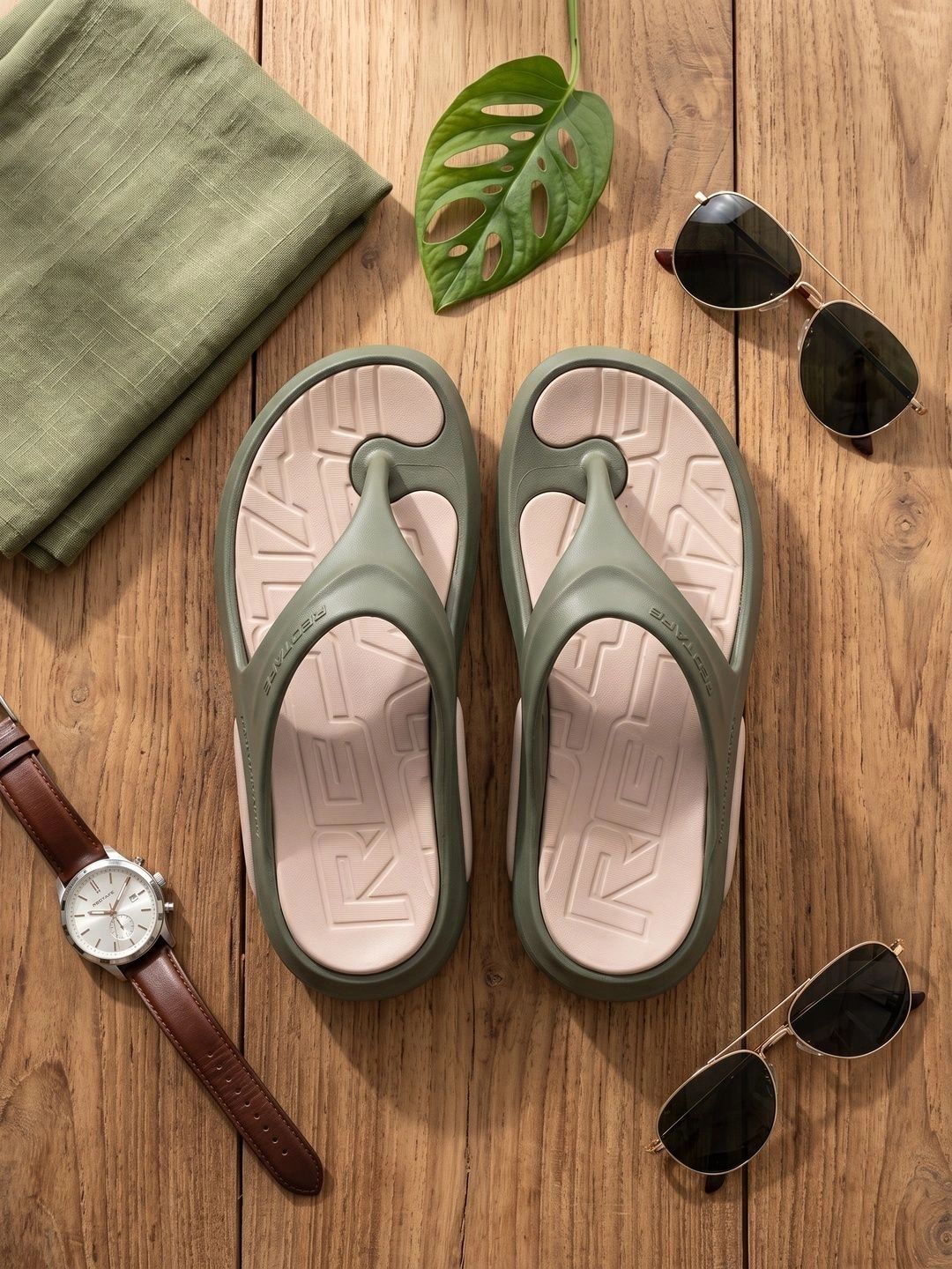 Red Tape Men Thong Flip-Flops