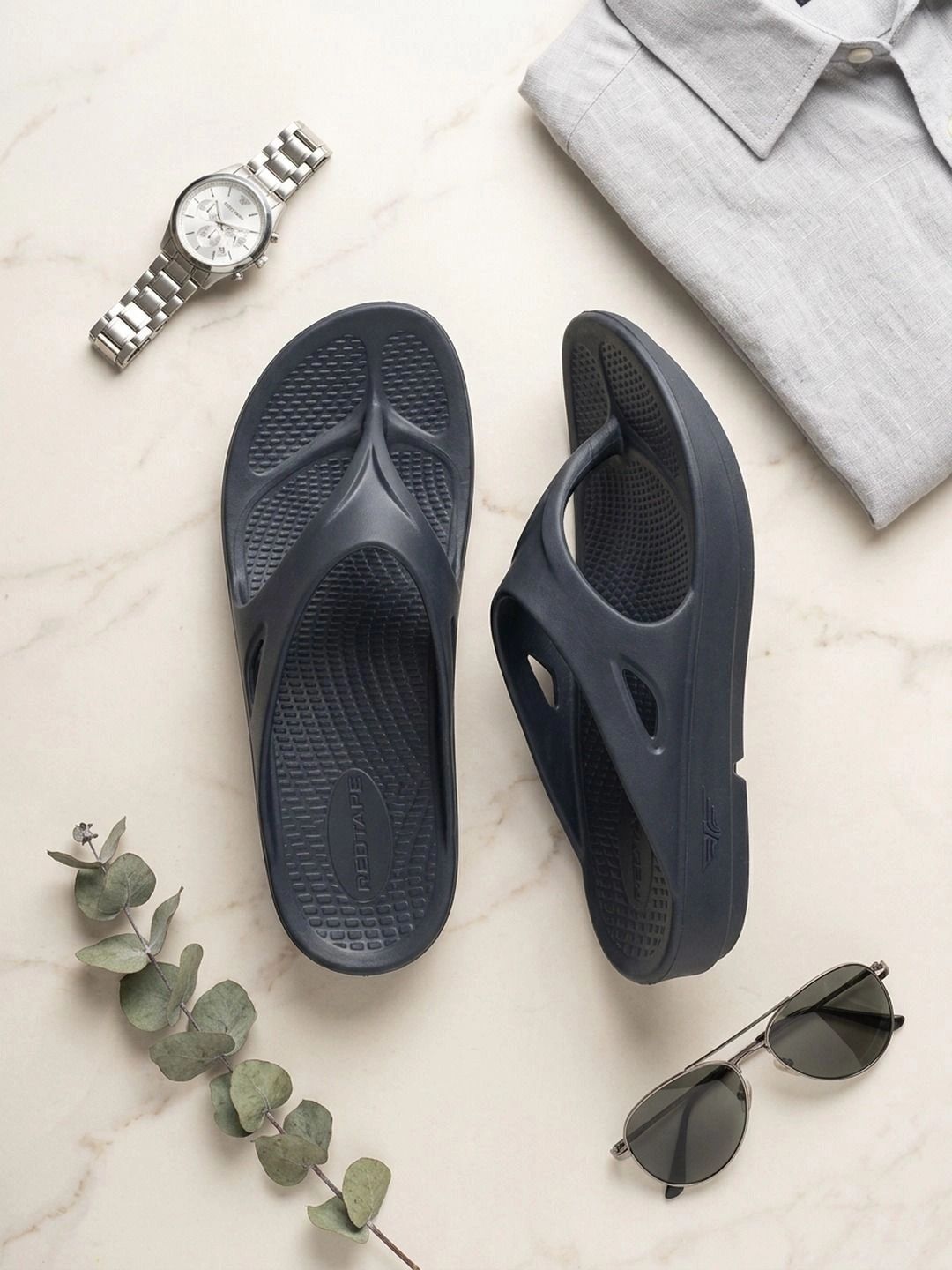 Red Tape Men Thong Flip-Flops