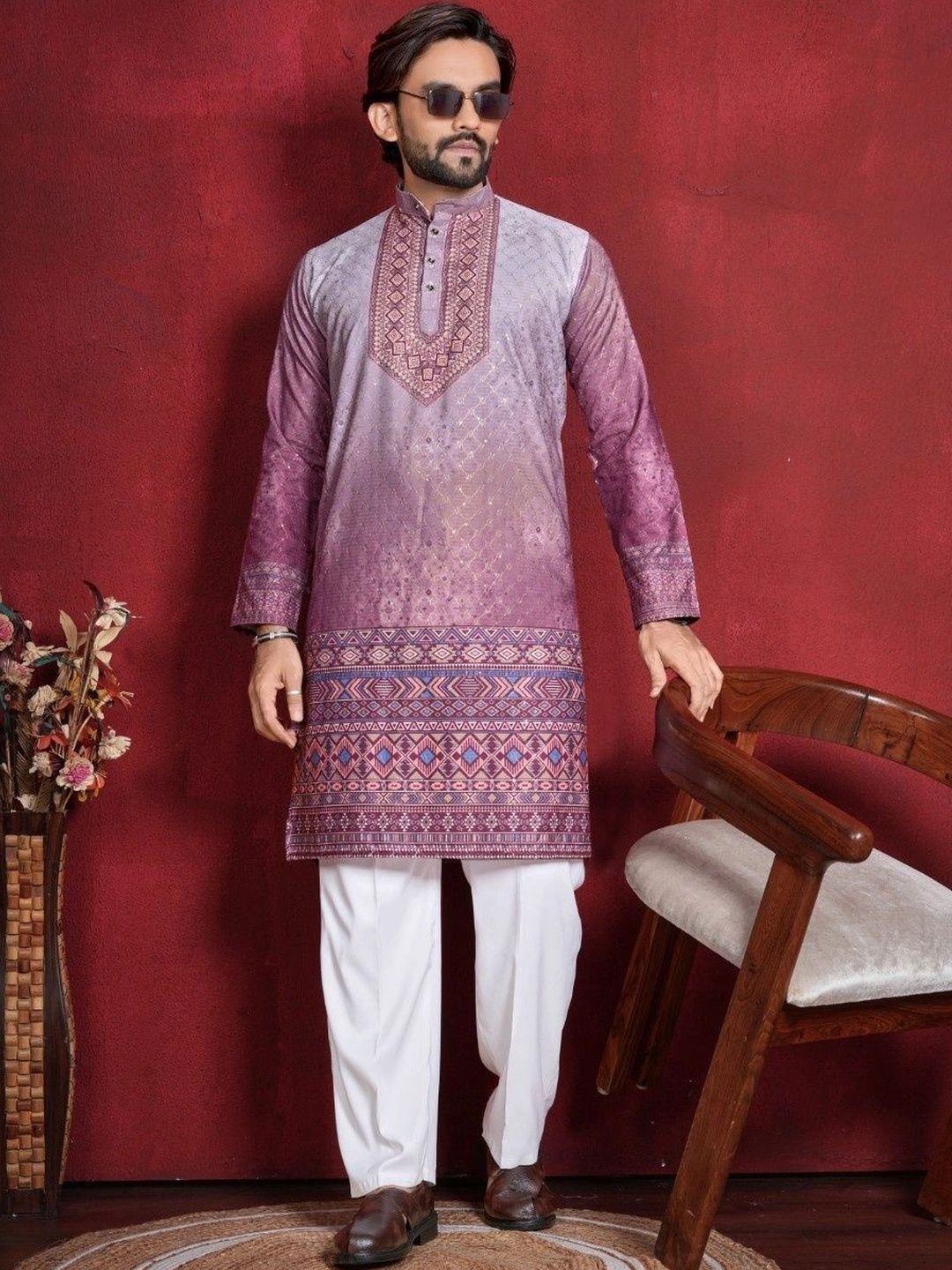 CHARLOTTE GRACIOUS Men Thread Work Kurta