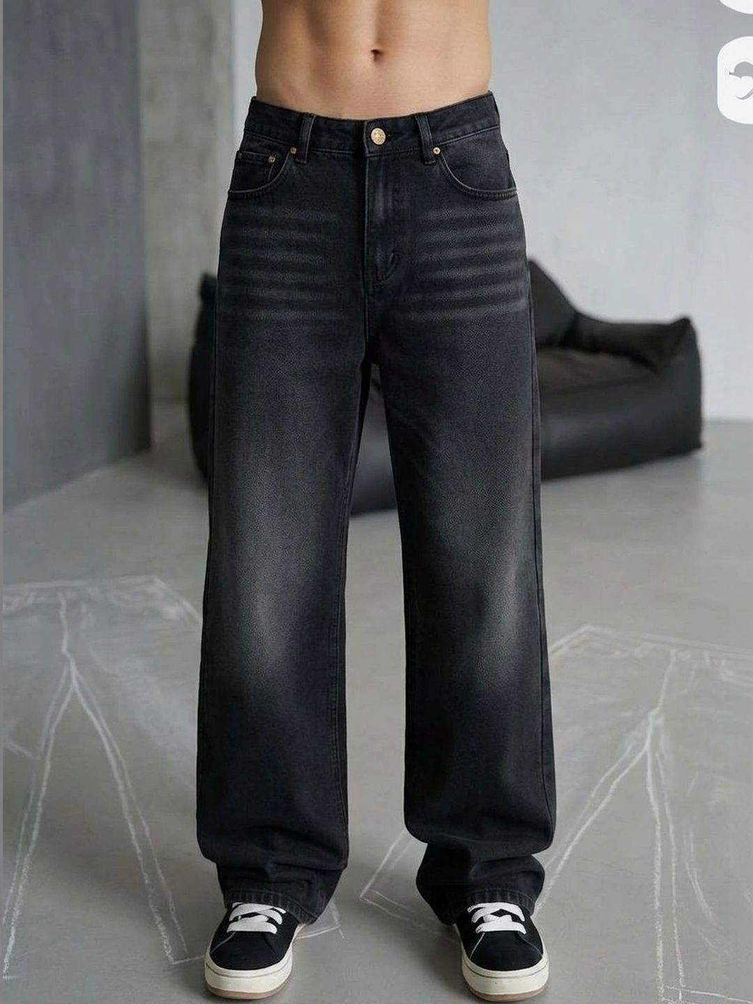 KIYANA IMITATION Men Comfort Straight Fit Mid-Rise Low Distress Jeans
