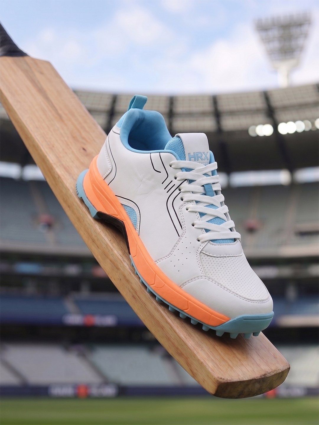 HRX by Hrithik Roshan Men Comfortable Cricket Shoes