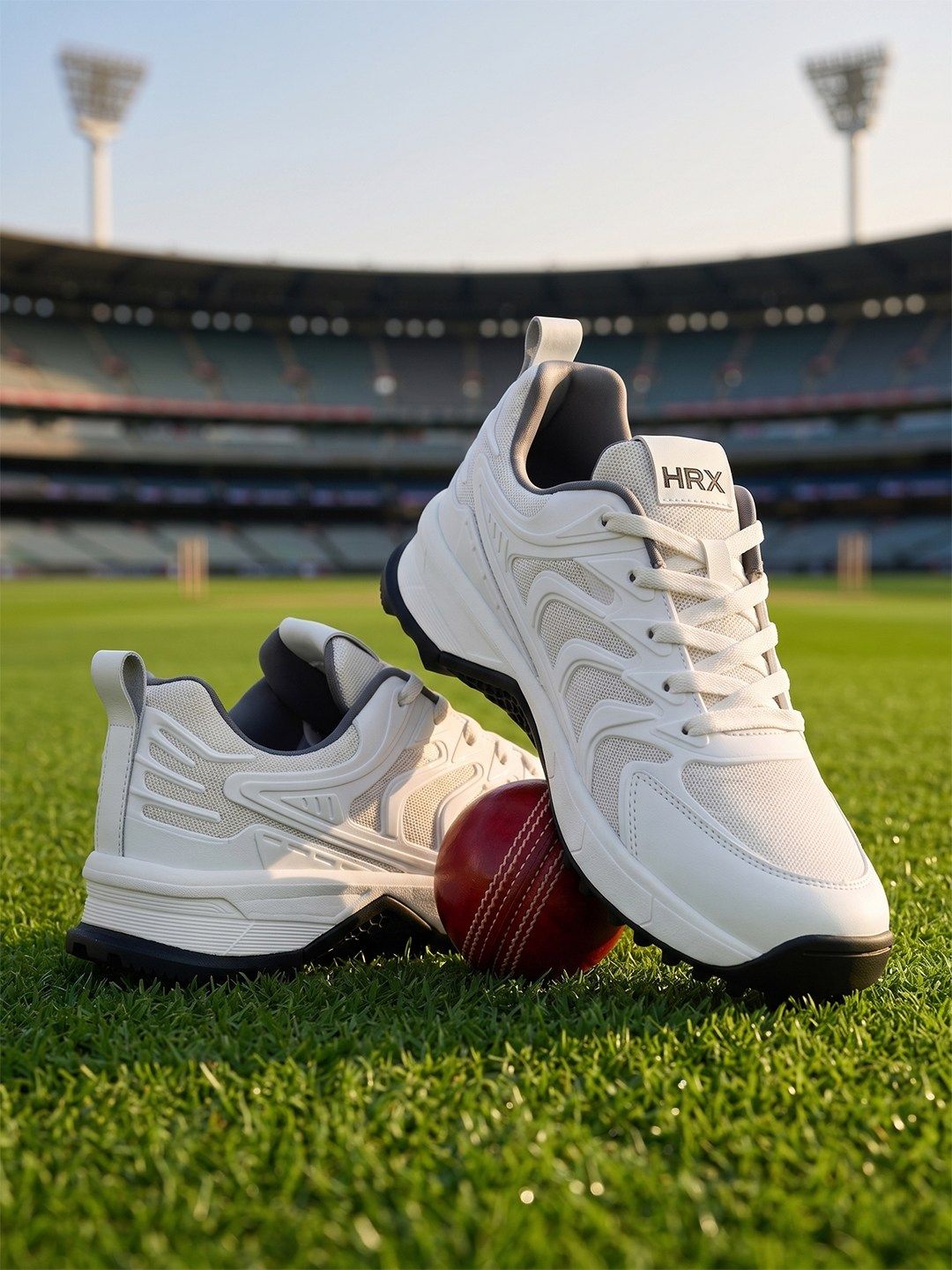 HRX by Hrithik Roshan Men Comfortable Cricket Shoes