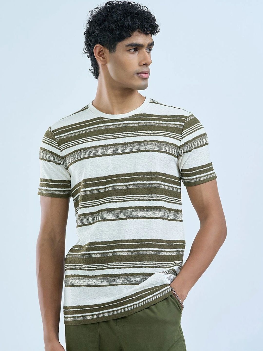 People Men Striped Slim Fit T-shirt
