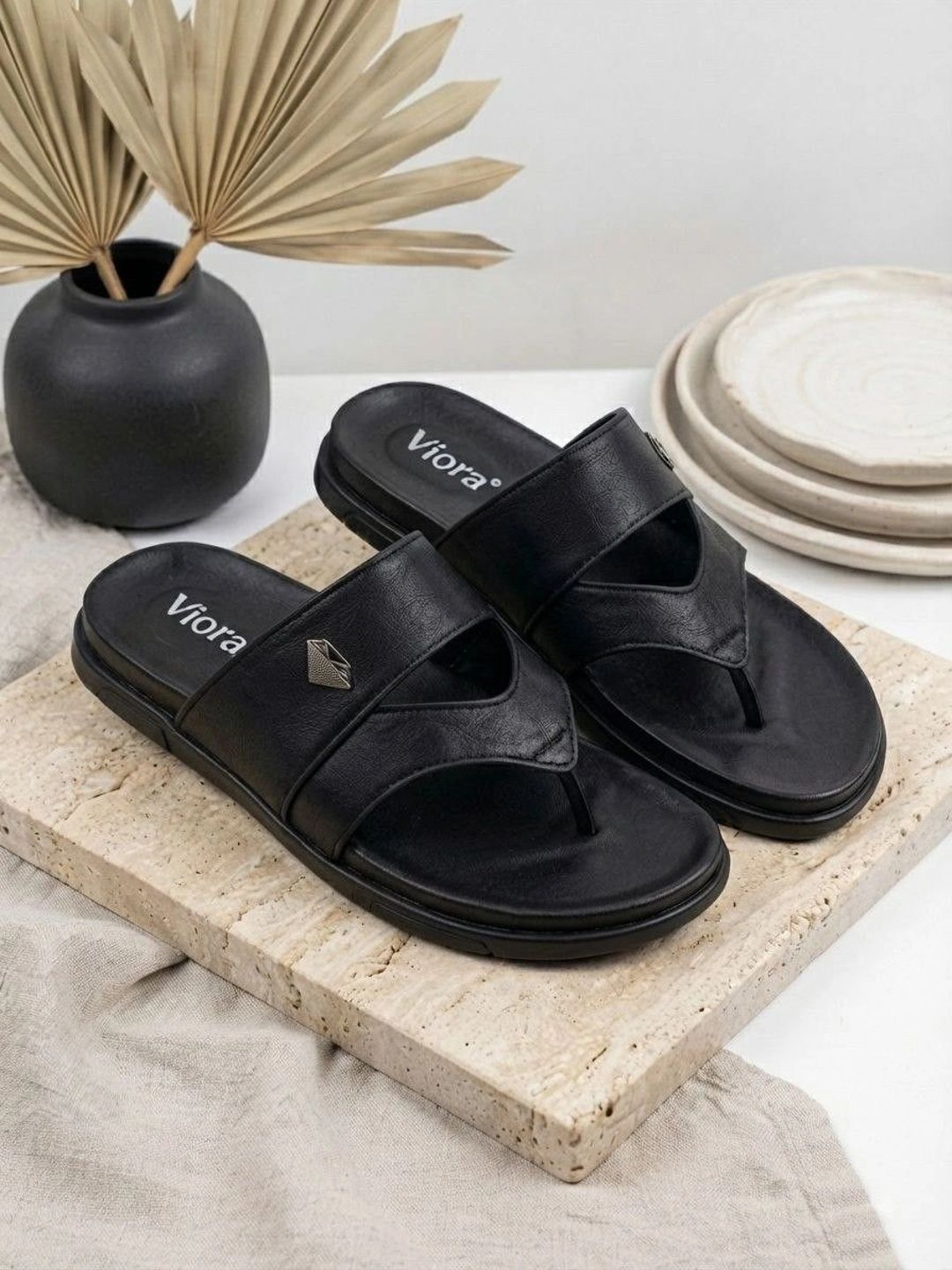 Viora Men Thong Flip-Flops