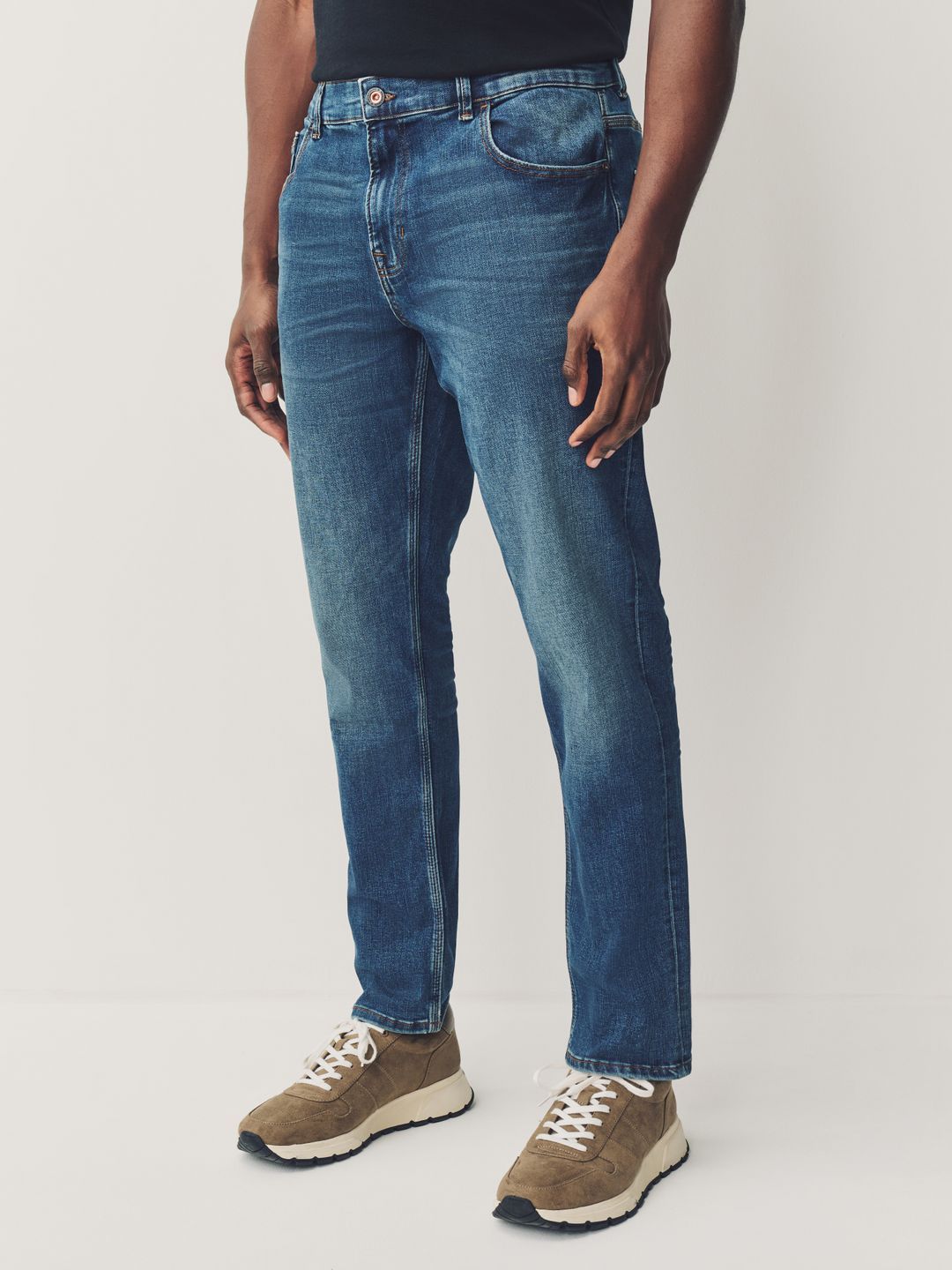 NEXT Men Slim Fit Mid-Rise Light Fade Stretchable Jeans