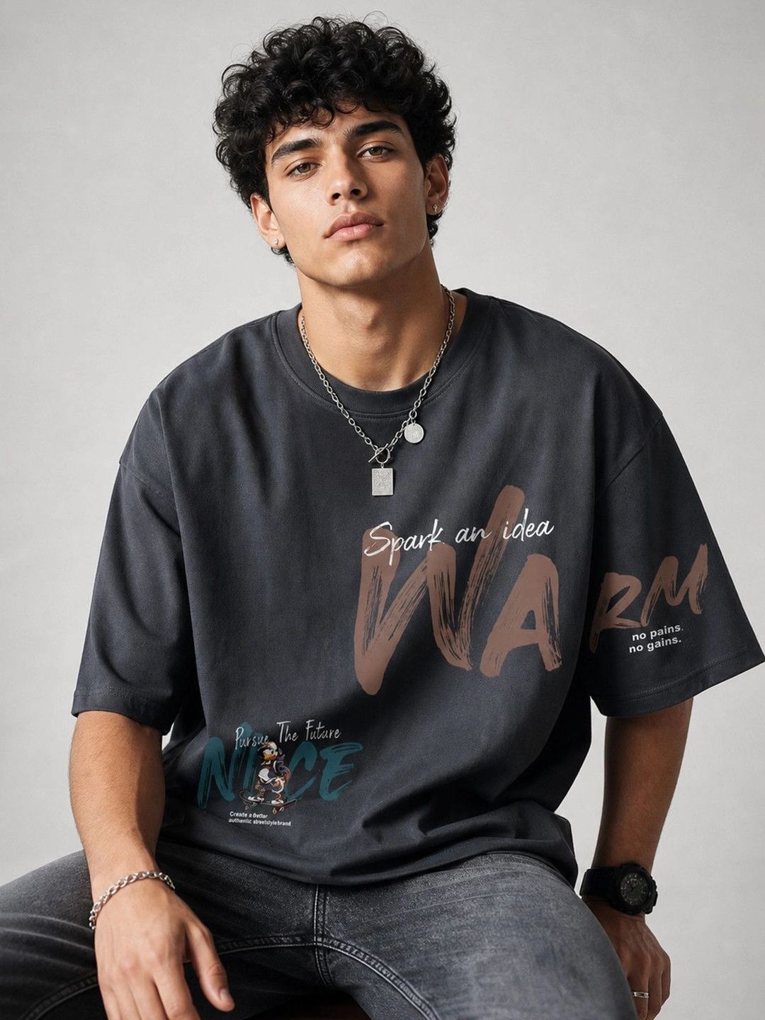 Suo Men Typography Printed Drop-Shoulder Sleeves T-shirt
