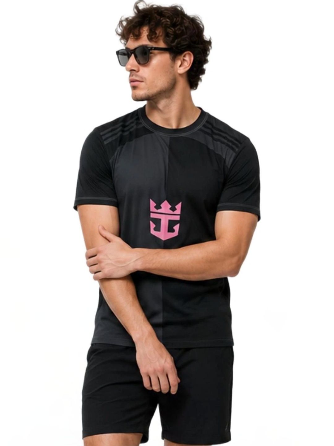 teky Men Brand Logo Colourblocked T-shirt