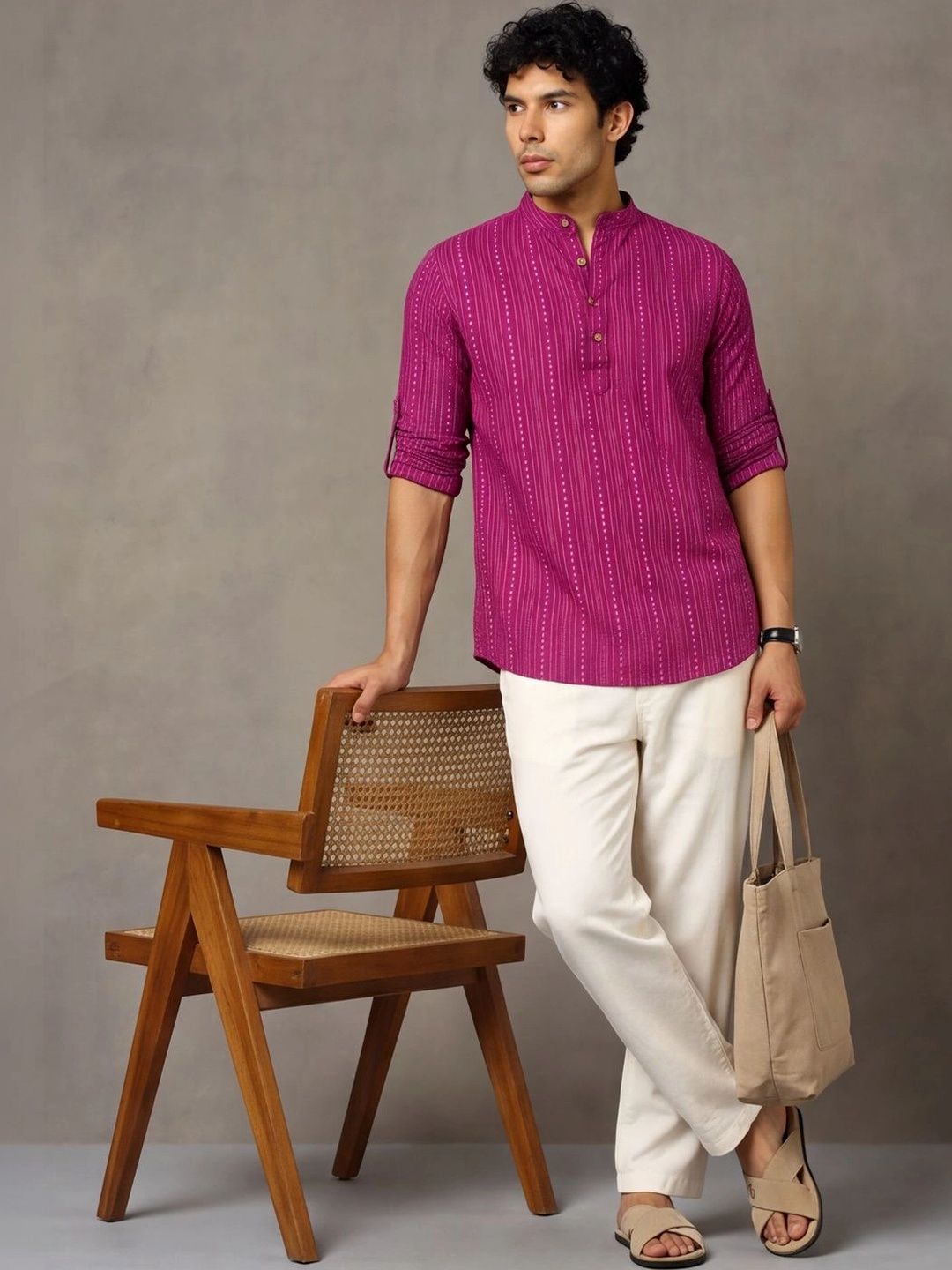 Navibhu Woven Design Abstract Cotton Handloom Mandarin Collar Short Kurta