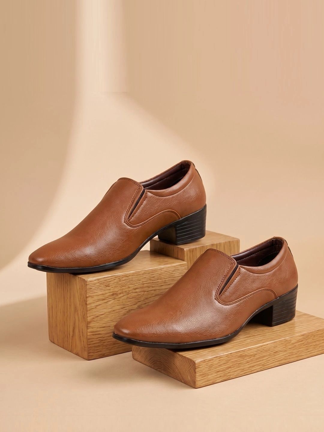 Bxxy Men Textured Formal Elevator Slip On Shoes