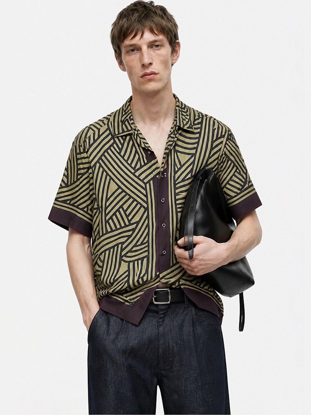 Snitch Men Printed Casual Shirt