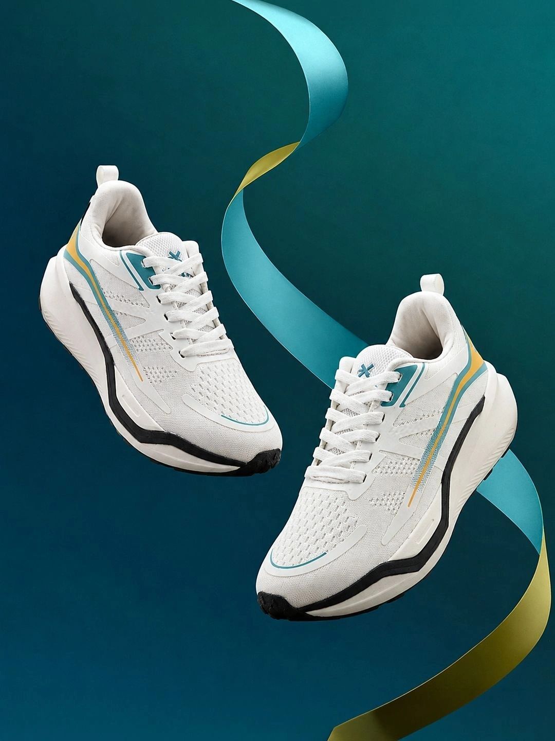 HRX by Hrithik Roshan Men Textile Running Shoes