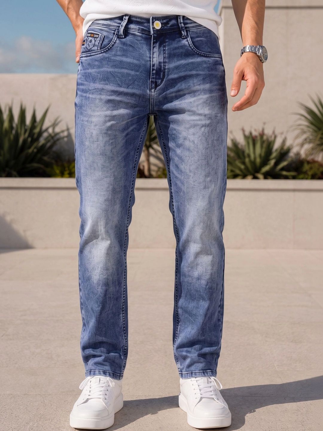 GEX Men Jean Relaxed Fit Mid-Rise Low Distress Jeans