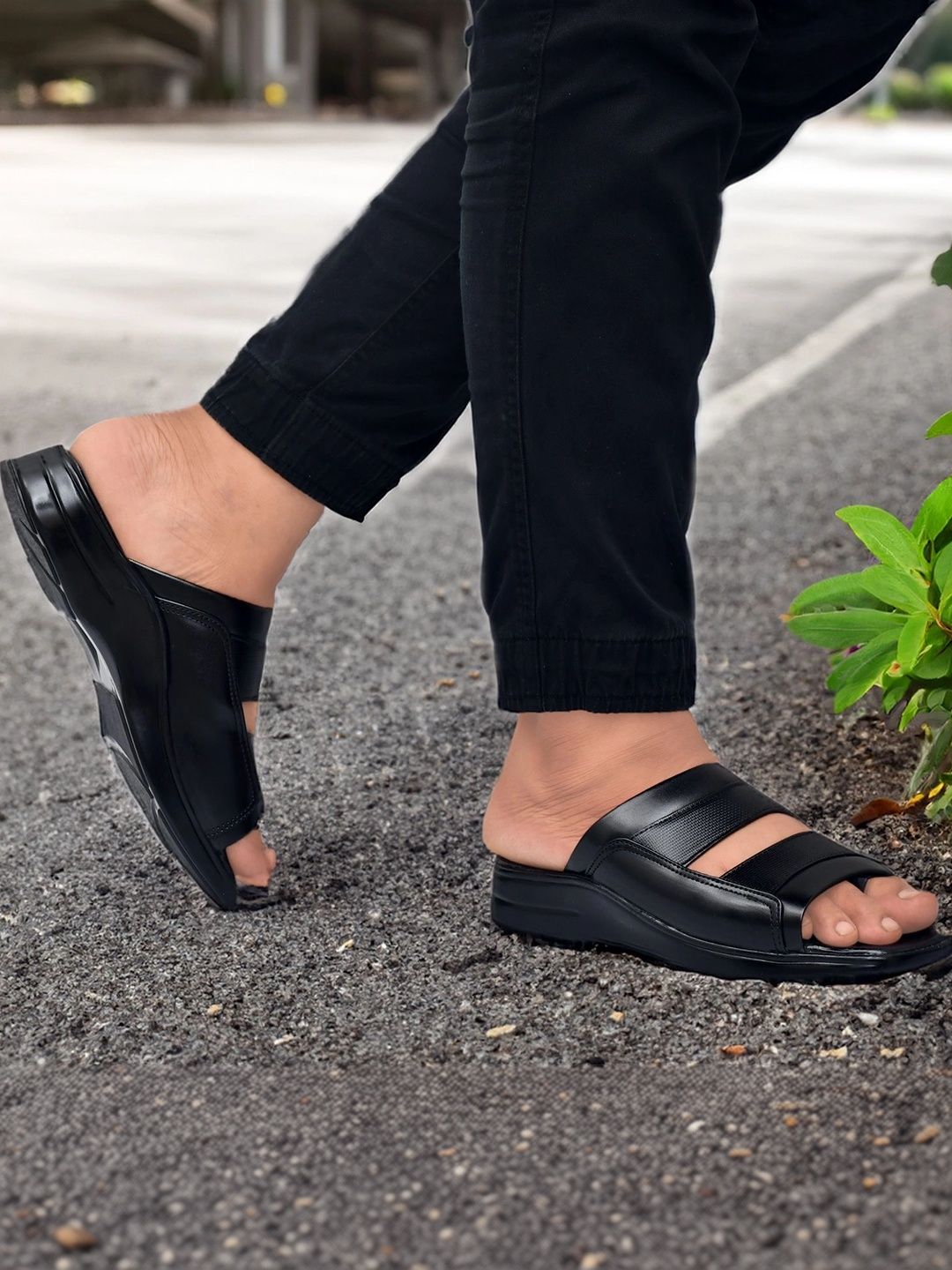 HERE&NOW Men Slip-On