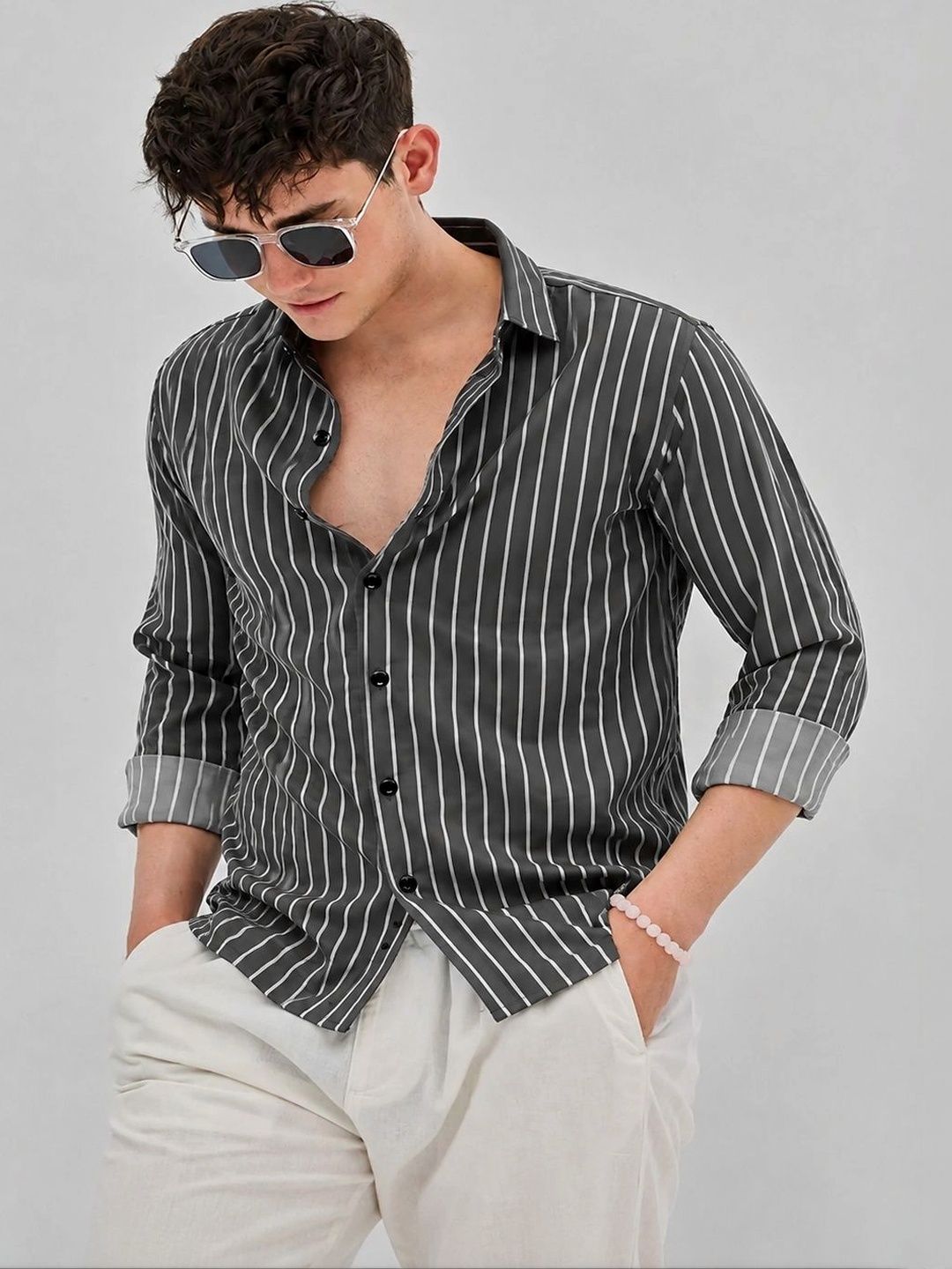 Ravyaah hub Men Striped Casual Shirt
