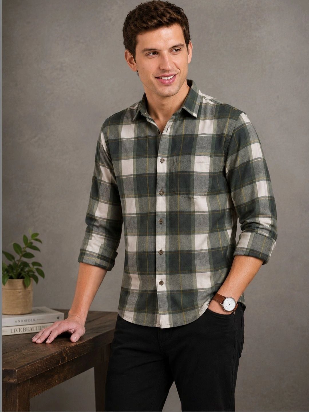 pihu Men Comfort Checked Casual Shirt