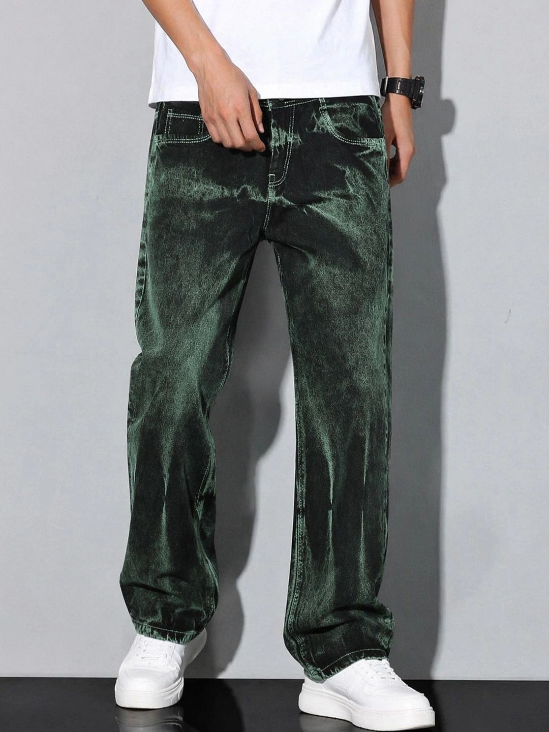 VERTICALS Men Straight Fit Mid-Rise Jeans