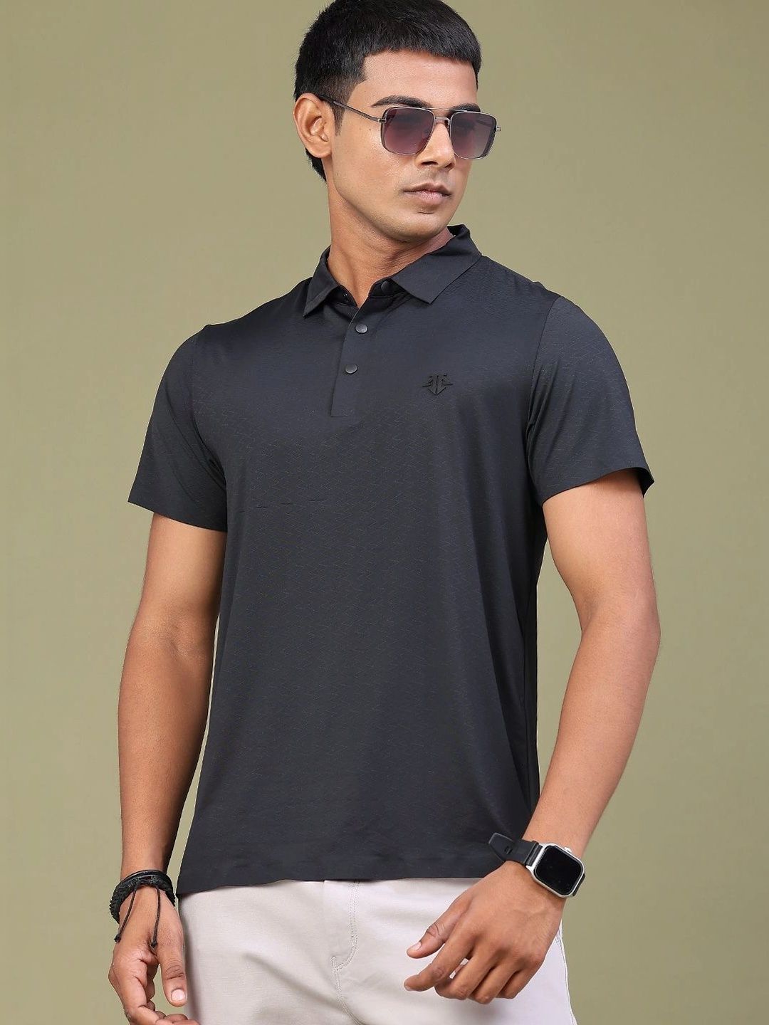 V-Mart Men Polo Collar Slim Fit T-shirt