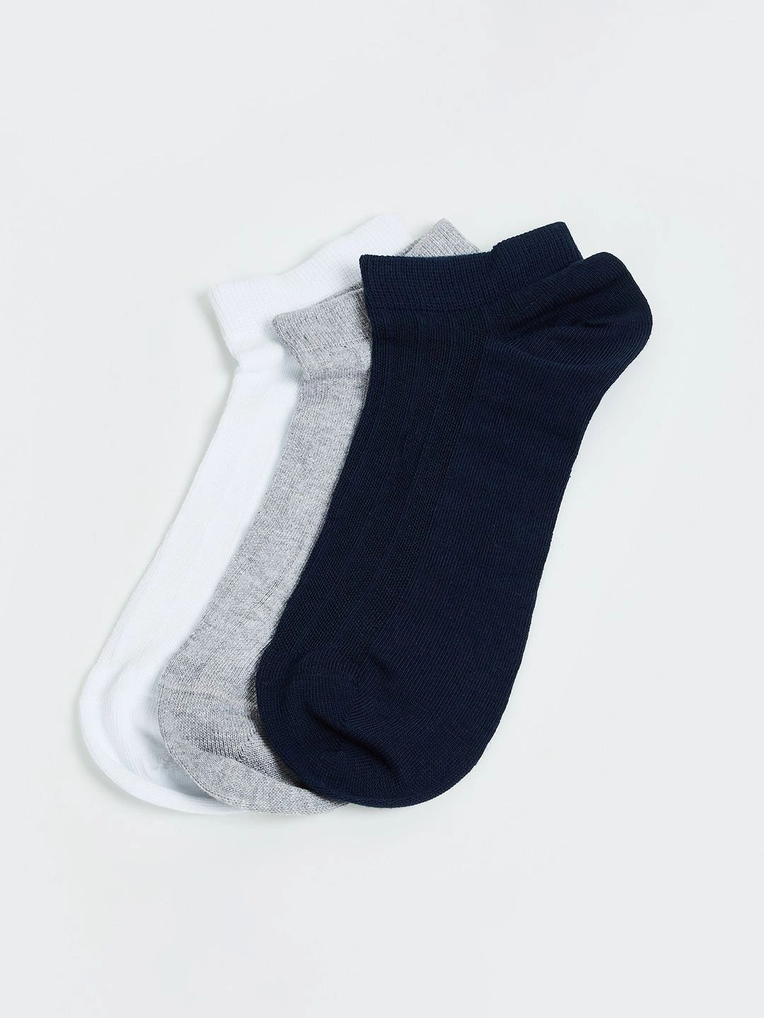 CODE by Lifestyle Men Pack of 3 Cotton Blend Assorted Ankle Length Socks