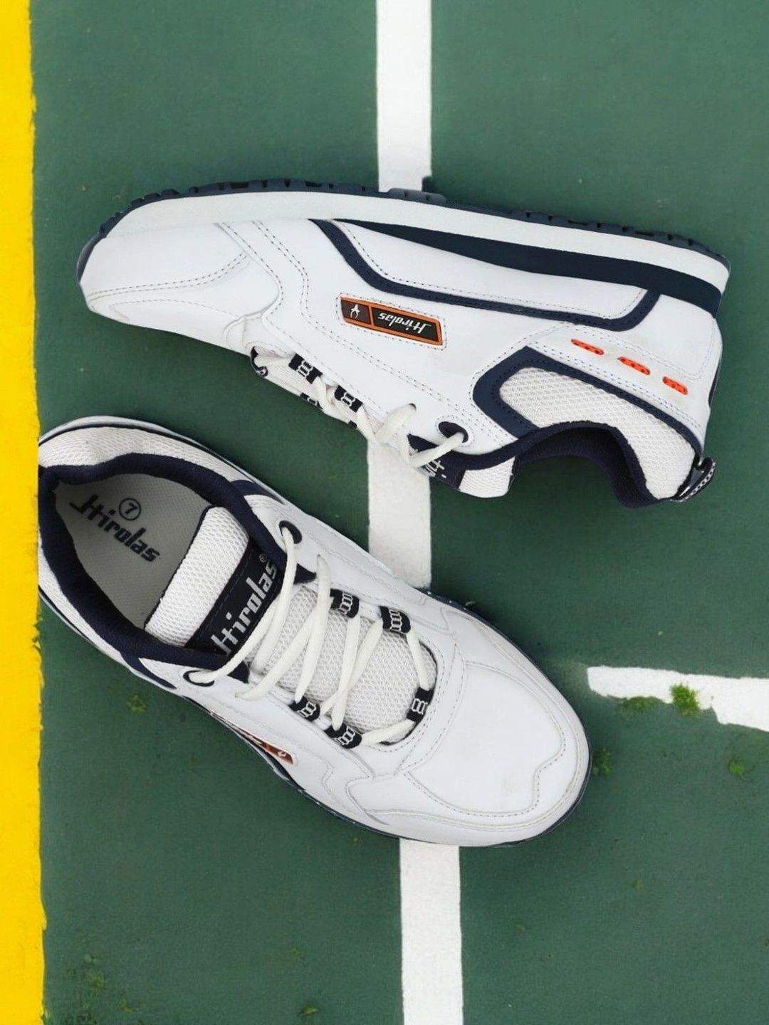 HIROLAS Men White Running Shoes