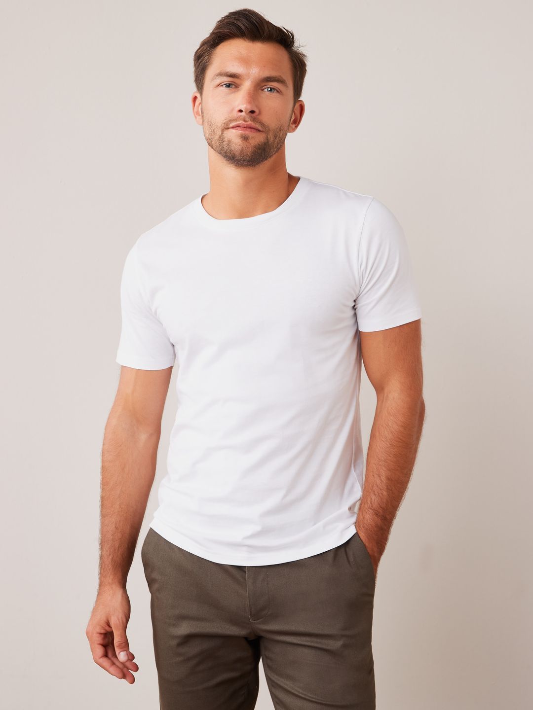 next Men White Solid Round Neck T-shirt