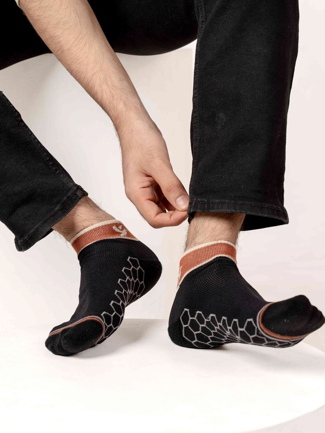 Verosmart Men Patterned Ankle Length Socks